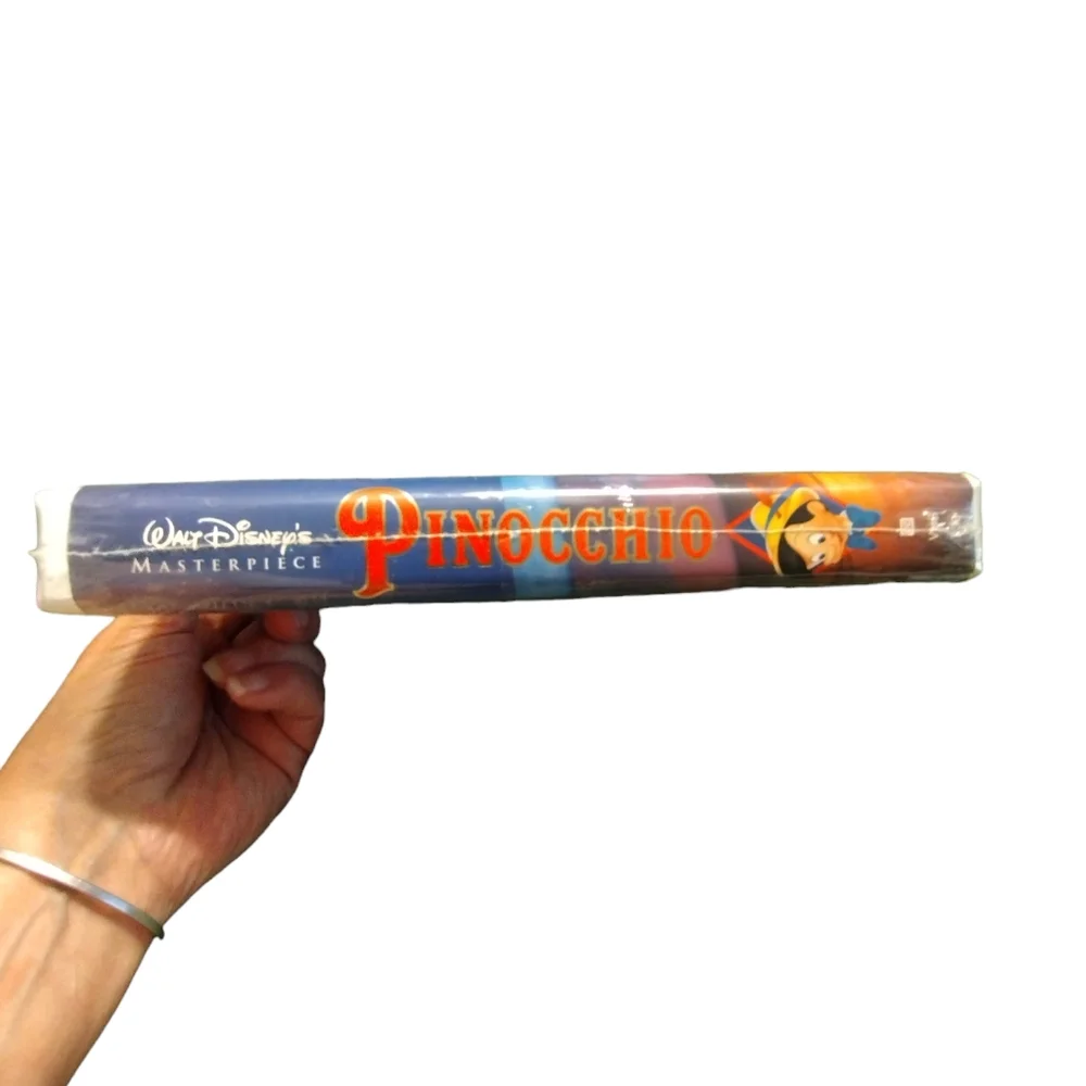 SEALED NWT Walt Disney Masterpiece Pinocchio VHS 1993 - Picture 4 of 5